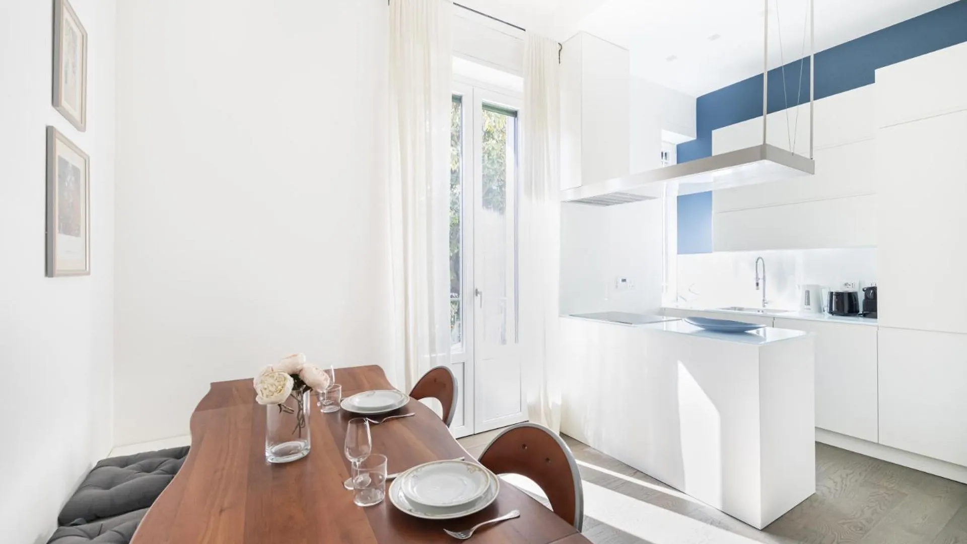 Easylife - Confortevole Con Balcone In City Life Milán 0*,
