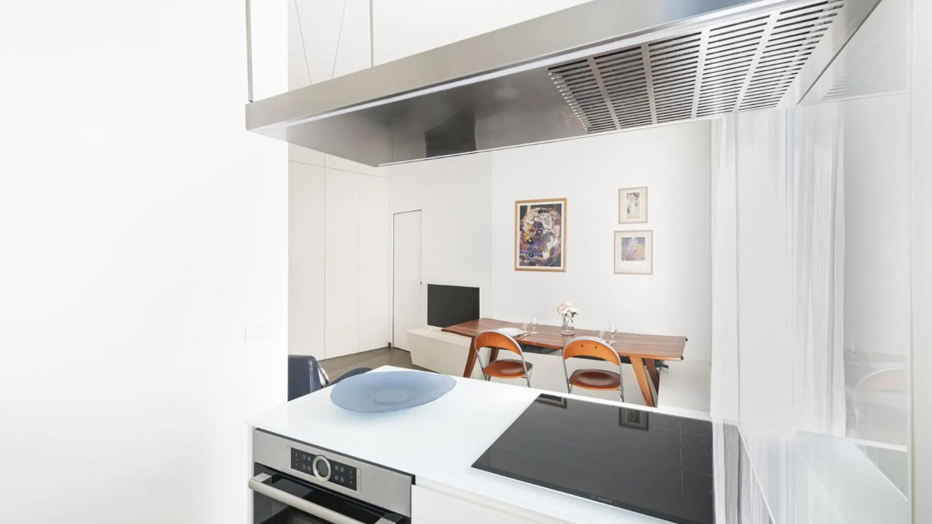 Easylife - Confortevole Con Balcone In City Life Milán 0*,