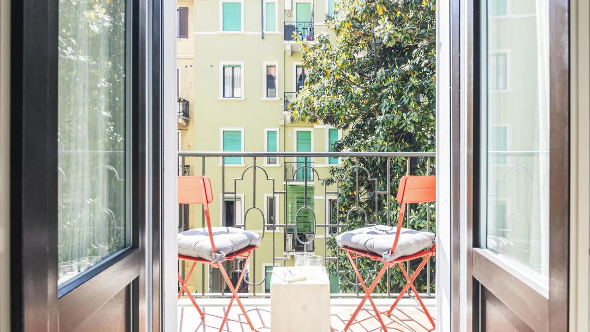 Easylife - Confortevole Con Balcone In City Life ميلان
